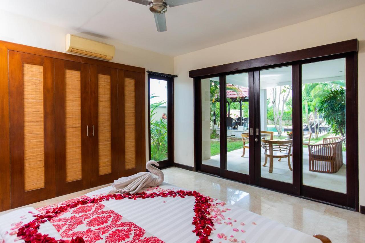 Teras Villa Jimbaran  Exterior photo
